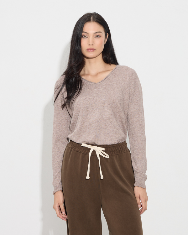 Μπλούζα πλεκτή με V λαιμόκοψη